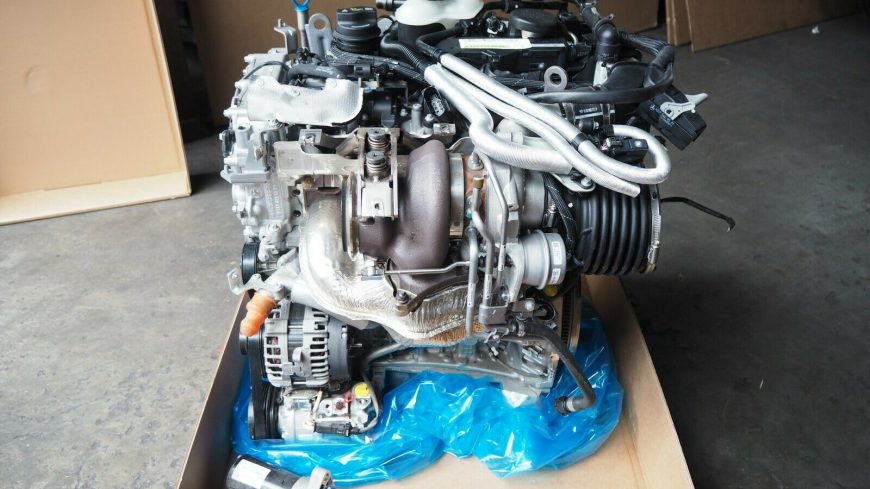 MERCEDES BENZ AMG 2015 M133980 PETROL ENGINE
