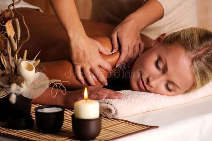 massage-shuolder-11652792
